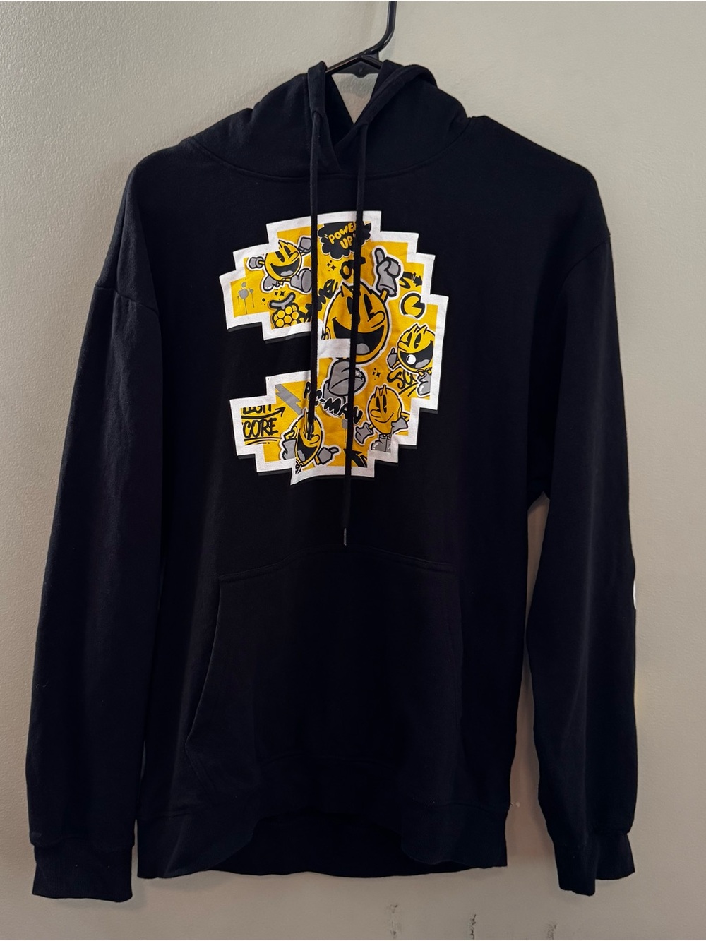 Pac-Man Graphic Hoodie Men’s M Black Bandai Namco Retro Arcade Gaming